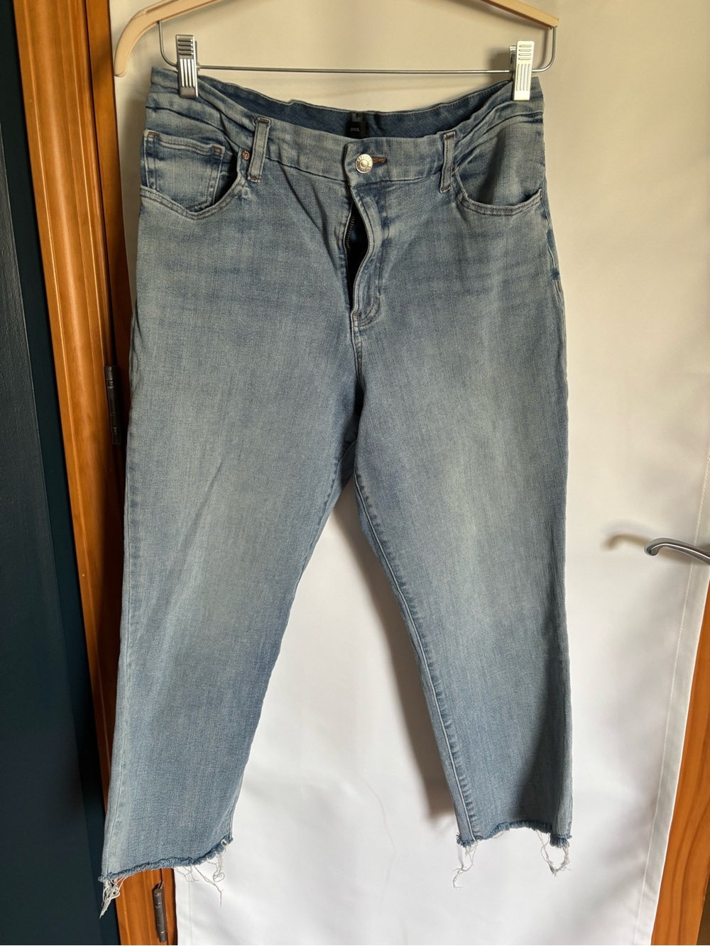 Express Light Blue Women’s FlexX Relaxed Jeans